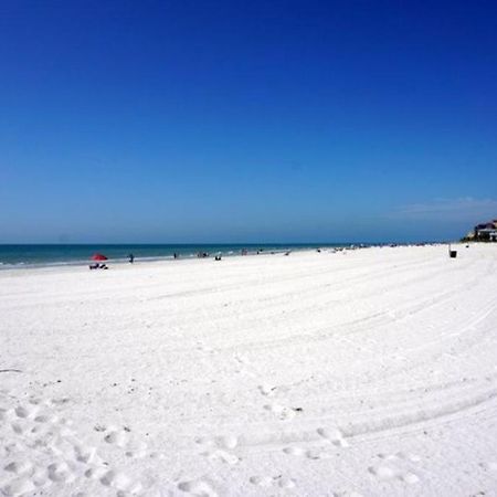 The Monterey Beach Resort St. Pete Beach Exterior foto