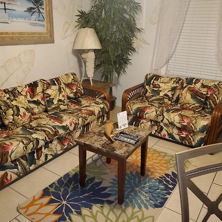 The Monterey Beach Resort St. Pete Beach Exterior foto
