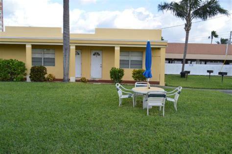 The Monterey Beach Resort St. Pete Beach Exterior foto